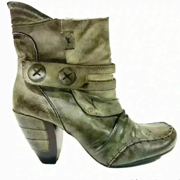 MUSTANG BOOTS GREEN  DISTRESSED LEATHER ROUND SQUARE TOE ANKLE BOOTIE SIZE 41 - Picture 1 of 17